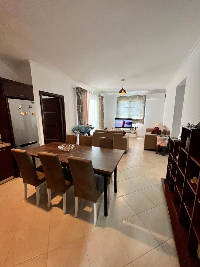 Sunshine Apartment Sarandë Exterior foto